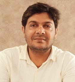 Dr. Suchit Kumar